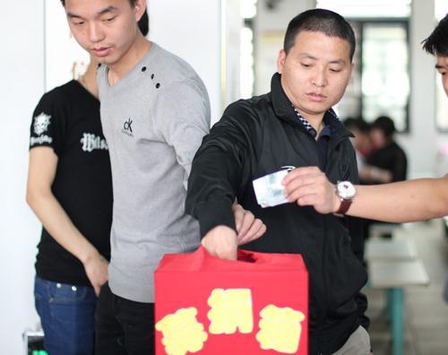 Tình người có thật, gia đình có yêu thương